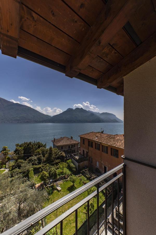 2-Bedroom Lakeview Apartment At The Lake Acquaseria Buitenkant foto